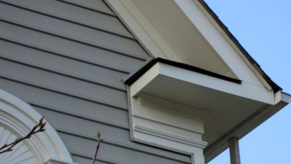 Boxed eave