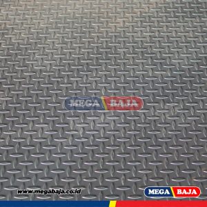 PLAT BORDES 1,20 M X 2,40 M - 3,20 mm