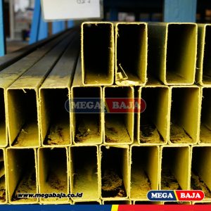 Hollo Hitam 75 mm X 150 mm X 6.000 mm - 2,30 mm