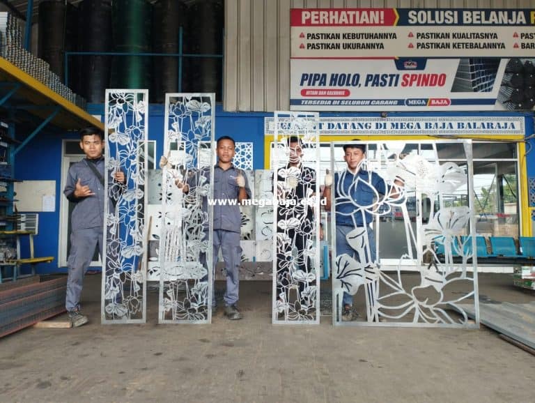 MegaBaja-Plat-Laser-Cutting 01853