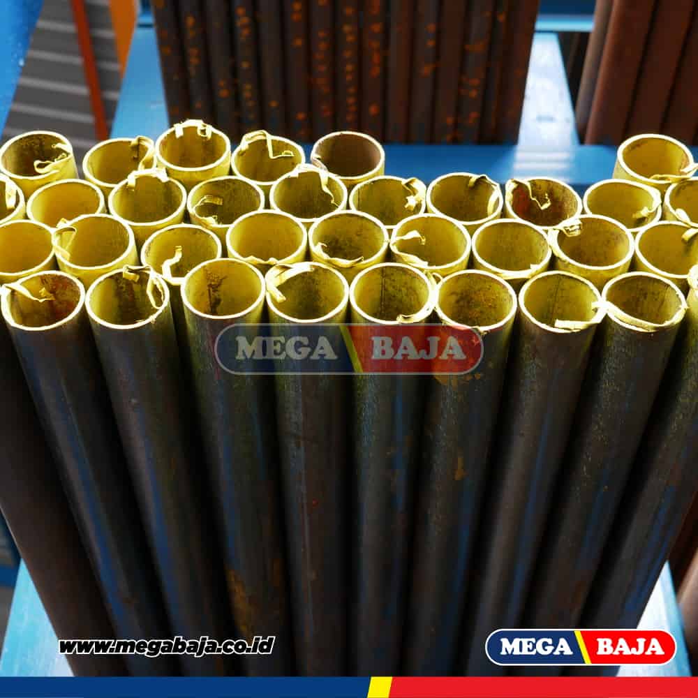 Pipa Hitam 1 1/2" x 6 - 2,90 mm