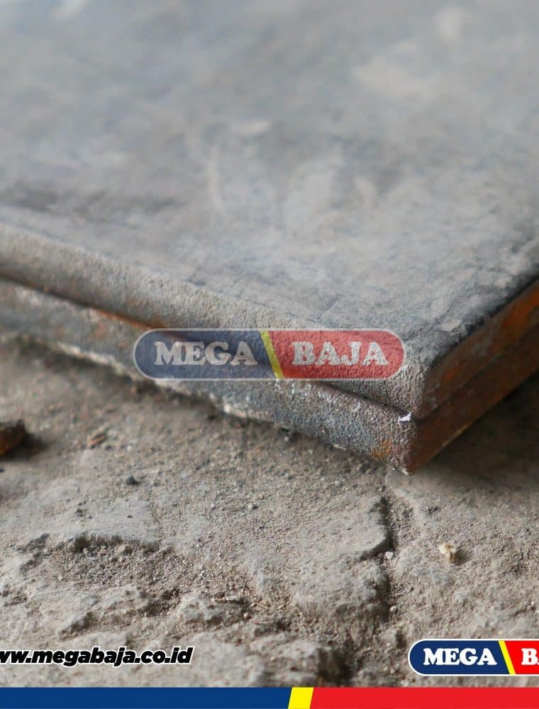 PLAT ESER HITAM 1,20 M X 2,40 M - 7,00 mm