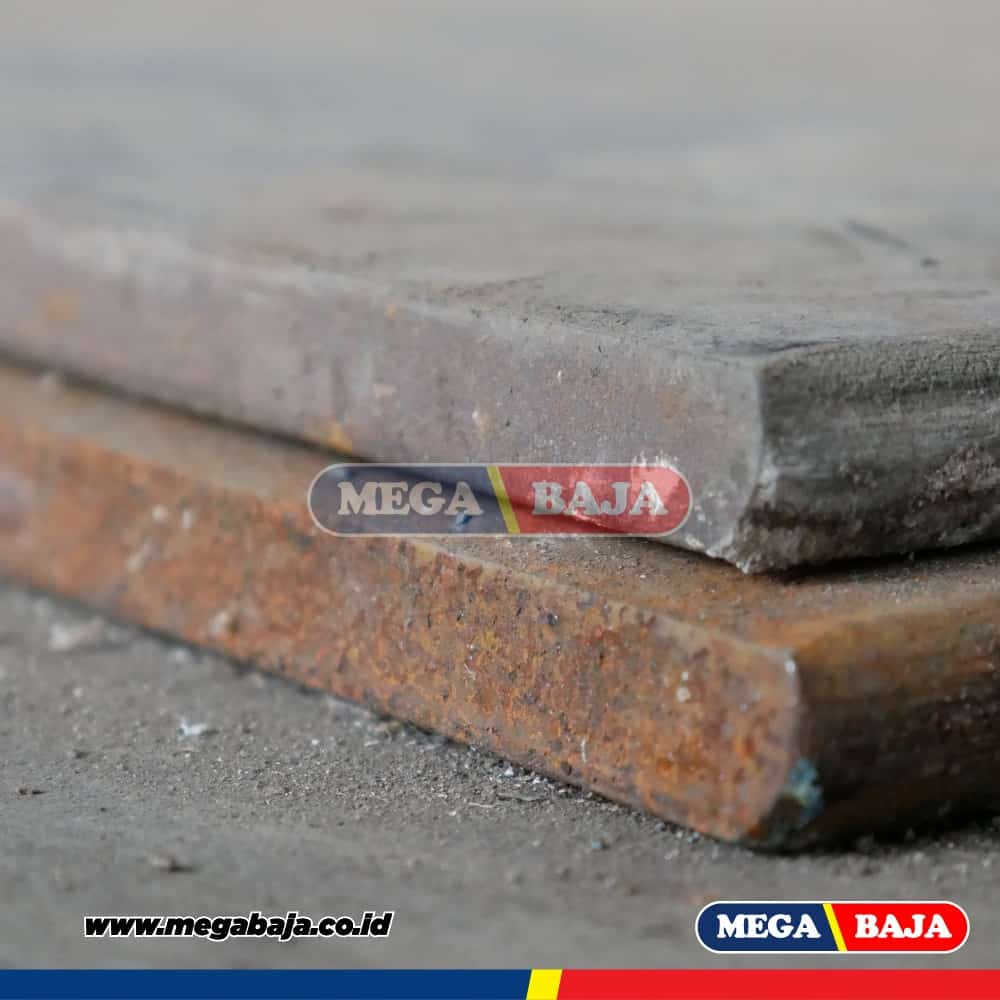 PLAT ESER HITAM KS 1,20 M X 2,40 M - 39,70 mm