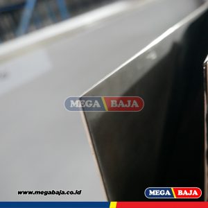 PLAT ESER HITAM KS 1,20 M X 2,40 M - 29,70 mm