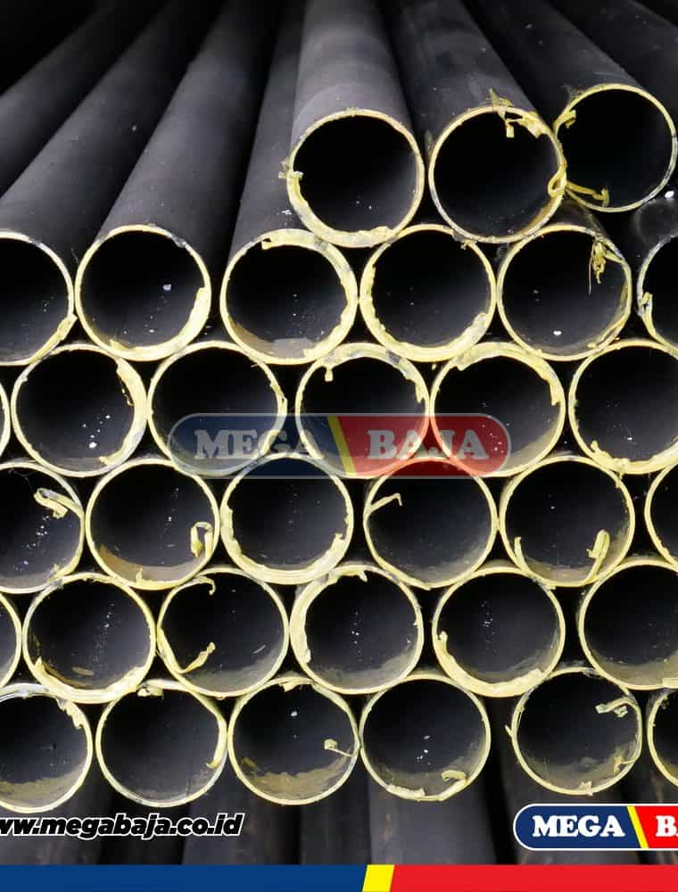 Pipa Hitam 4" x 6 - 2,3 mm