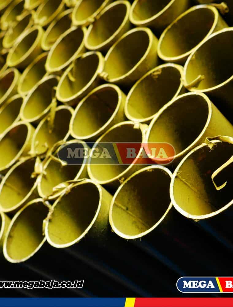 Pipa Hitam 3" x 6 - 2,70 mm