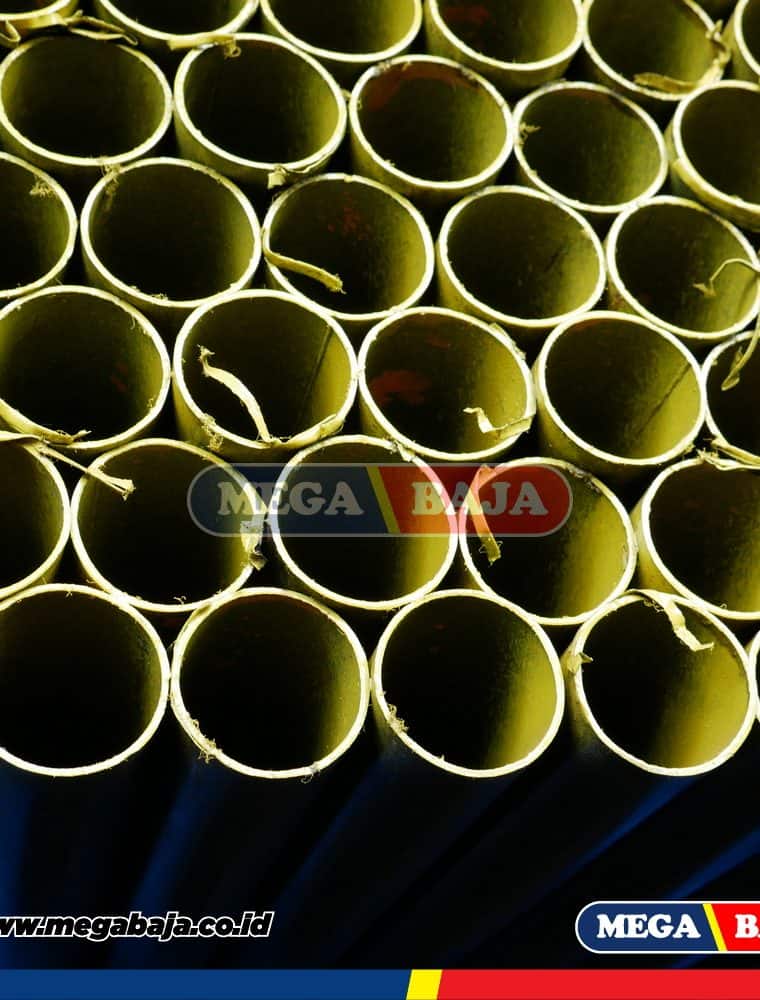 Pipa Hitam 10" x 6 - 4,50 mm