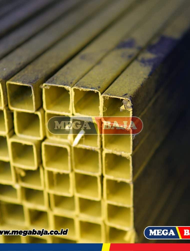 Hollo Hitam 100 mm X 200 mm X 6.000 mm - Grade Hijau Apel