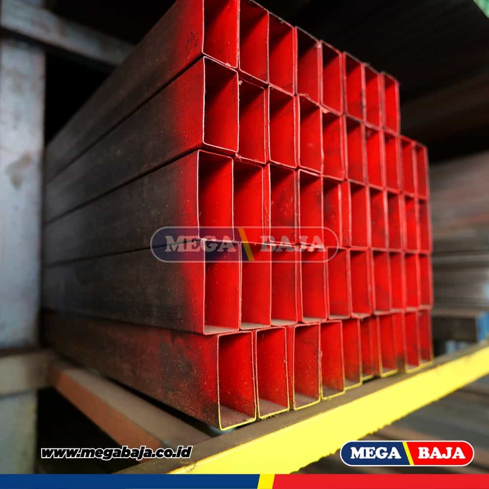 Hollo Hitam 15 mm X 30 mm X 6.000 mm - Grade Biru