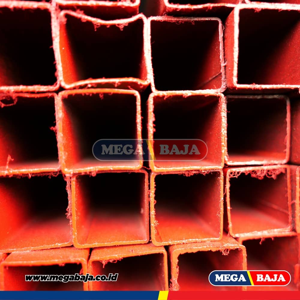 Hollo Hitam 35 mm X 35 mm X 6.000 mm - Grade Merah