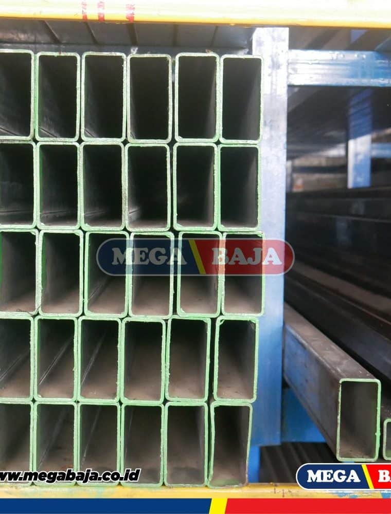 Hollo Hitam 17 mm X 37 mm X 6.000 mm - 3,20 mm