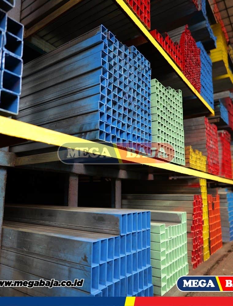 Hollo Hitam 100 mm X 200 mm X 6.000 mm - 4,00 mm