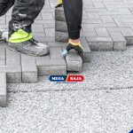 Paving Block vs Cor, Mana yang Lebih Baik untuk Halaman Rumah