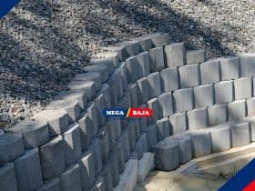 Dinding Stabil dan Anti Longsor dengan Retaining Wall