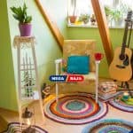 Menjelajahi Gaya Interior Maksimalis_ Keberanian dalam Memadukan Warna dan Furniture