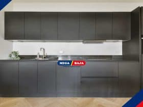 Kitchen Set Aluminium vs. Kayu_ Mana Pilihanmu