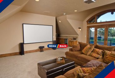 TV vs. Proyektor_ Mana yang Lebih Cocok untuk Home Theater di Rumah