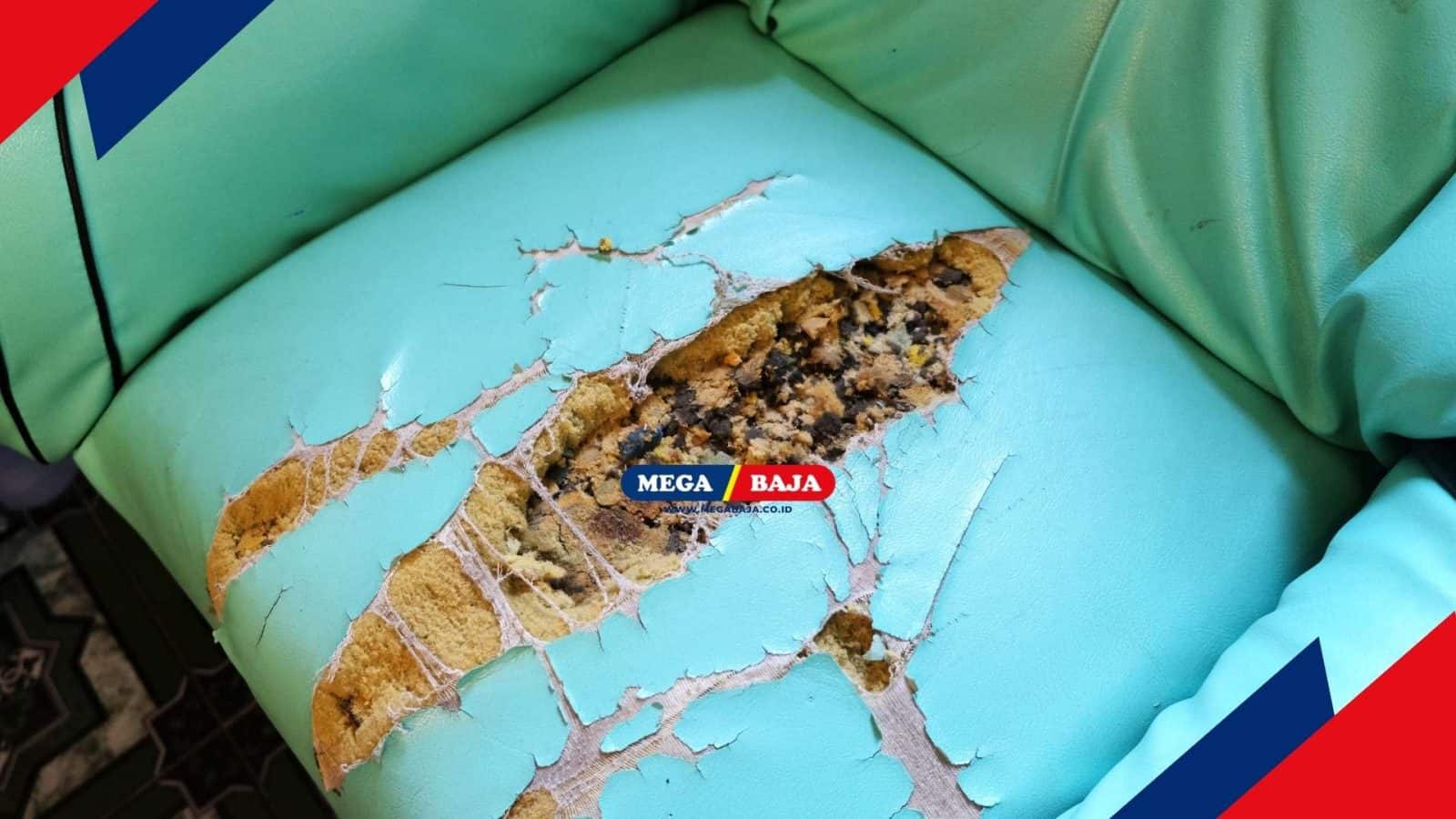 Sofa Rusak_ Lebih Baik Diperbaiki atau Beli Baru_ Simak Pertimbangannya di Sini!