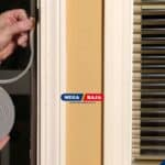Ketahui Kapan Weatherstrip Dibutuhkan dan Cara Memasangnya