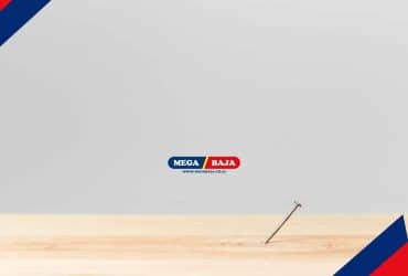 Cara Memasang Paku di Kayu Keras dengan Mudah Tanpa Retak