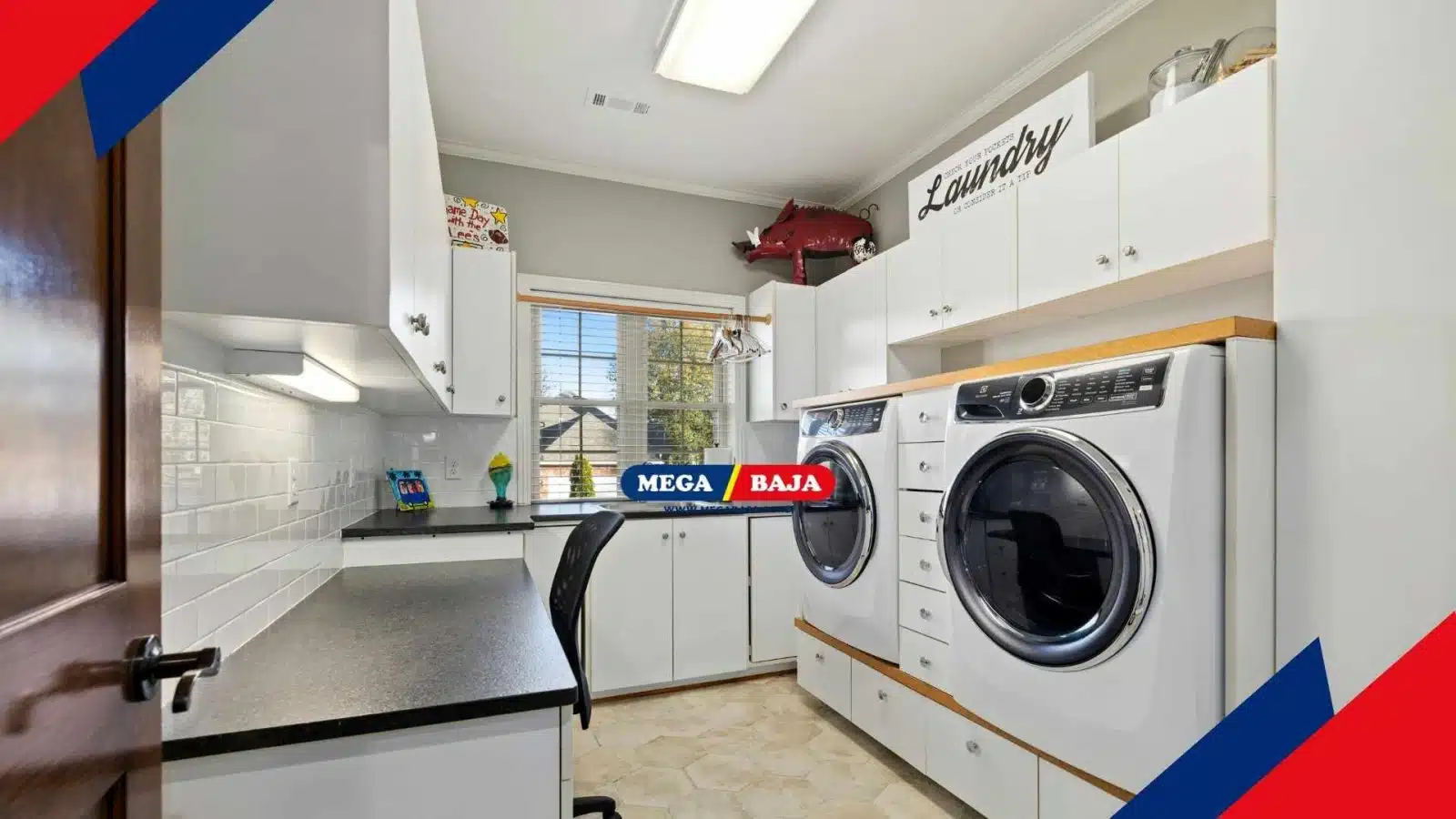 Memilih Atap Transparan untuk Ruang Laundry Semi-Outdoor