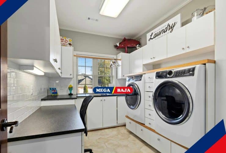 Memilih Atap Transparan untuk Ruang Laundry Semi-Outdoor
