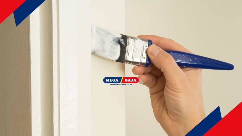 Cara Mendempul Kusen Pintu yang Keropos Agar Tampak Seperti Baru
