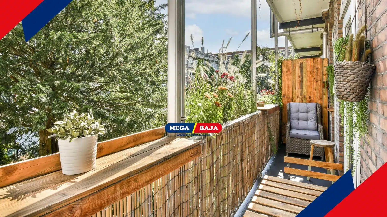 Panduan Mendesain Balkon Rumah agar Nyaman dan Estetis