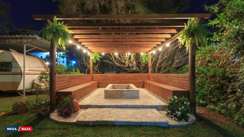 Di Atas Decking Kayu atau Batu