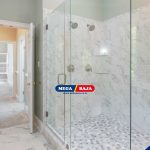 Kaca Buram vs Kaca Transparan_ Pilih yang Mana untuk Shower Room