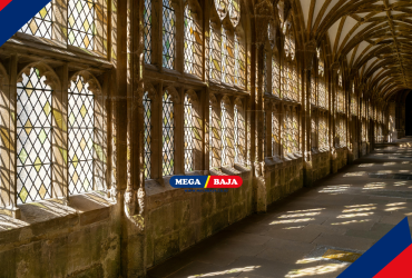 Jendela Elegan Klasik