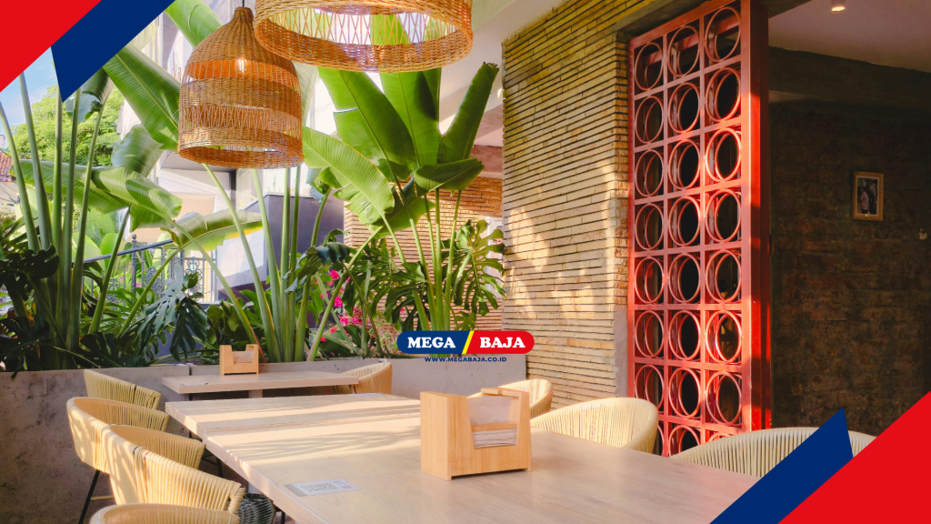 Meja Yang Kokoh di Resort