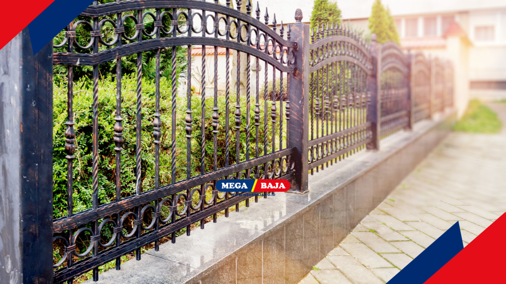 Konsep tropis modern menuntut material yang mampu bertahan di bawah dekapan mentari