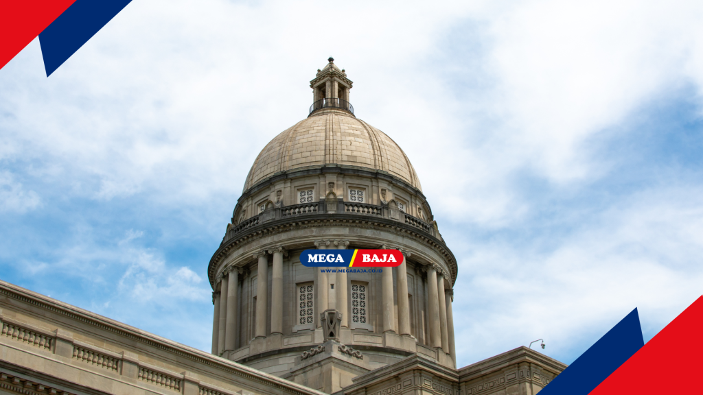 Makna Filosofis Dan Kekuatan Simbolis Elemen Finial Atap