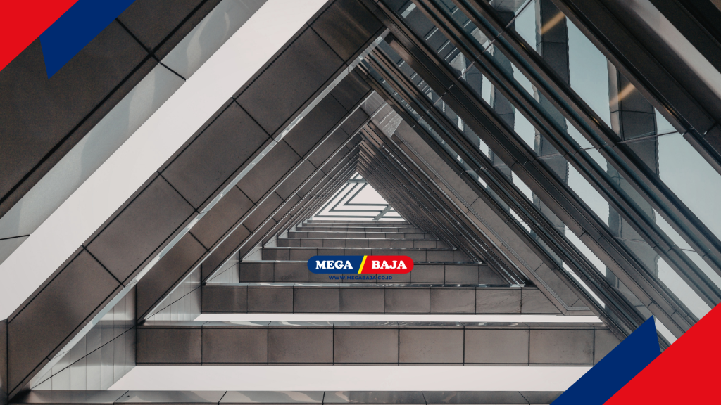 Keanggunan sebuah bangunan seringkali bersembunyi di balik ketangguhan rangka yang menopangnya