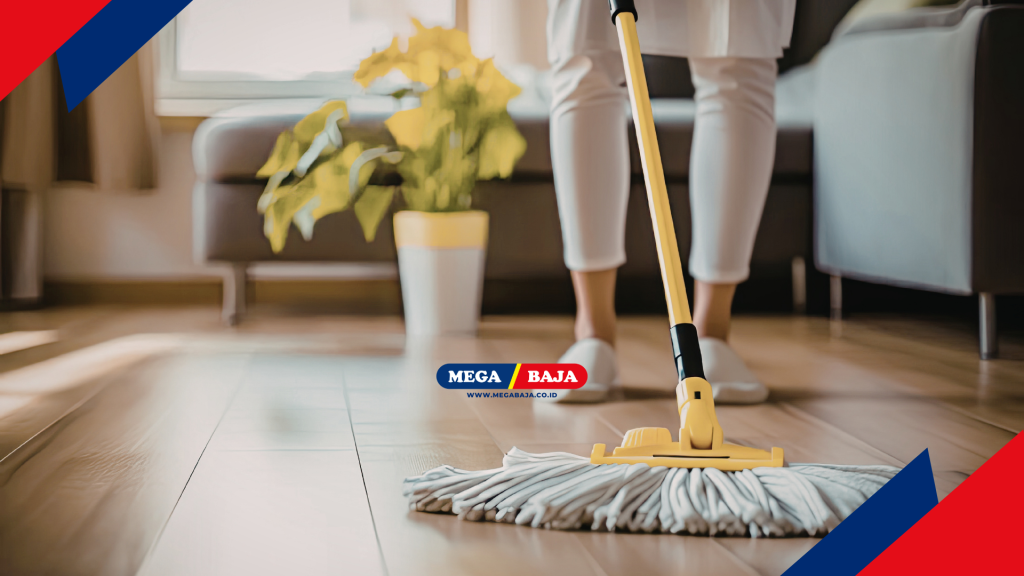 Teknik Dasar Mengepel Sisi Tepi Ruangan