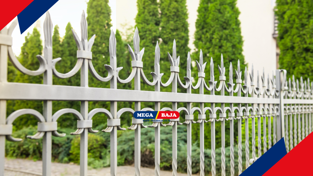 desain arsitektur yang cerdas selalu mempertimbangkan aliran air agar tidak menetap lama di besi