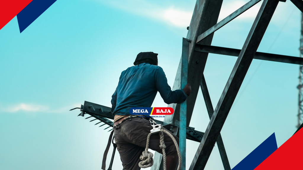 Integrasi antara pelat baja yang dilas dan profil hot rolled menciptakan sistem struktur hibrida