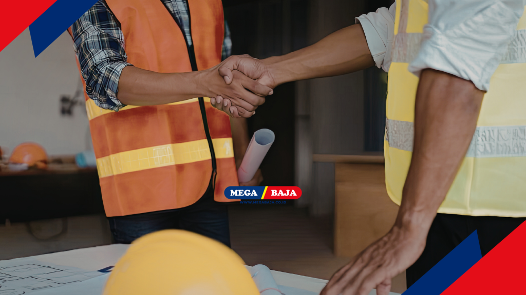 Komunikasi Efektif Antar Pekerja Kantor dan Lapangan