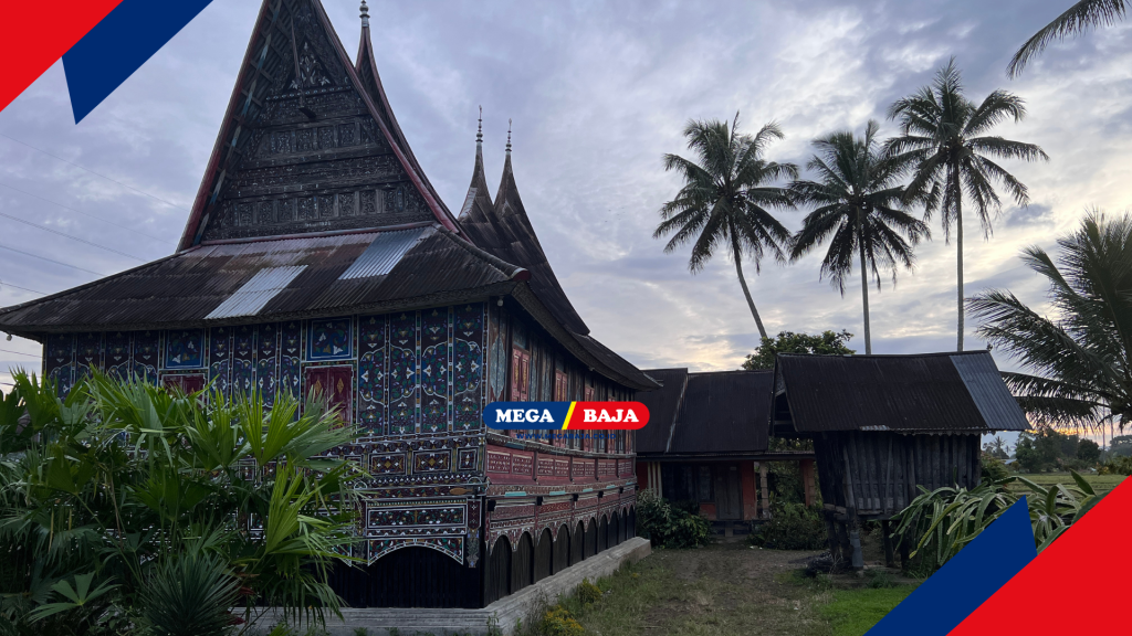Sistem ventilasi diatur melalui sisir angin atau lubang angin di atas pintu dan jendela