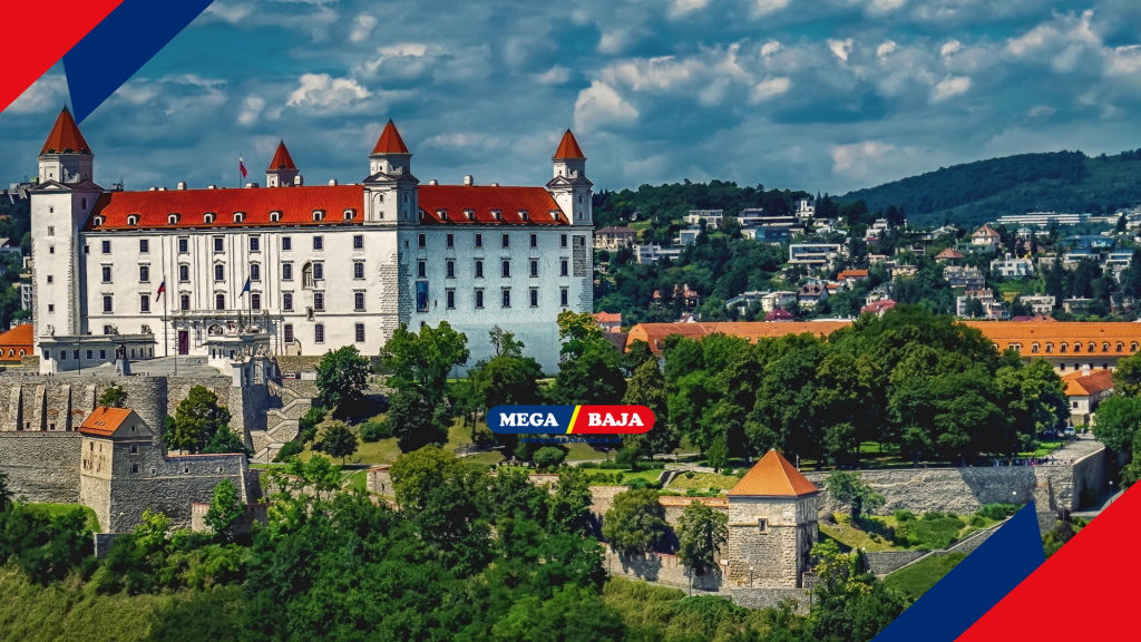 Kastil Bratislava dan Esksistensi yang Panjang