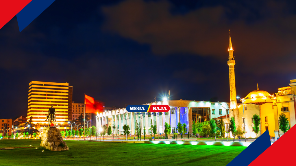 Skanderbeg Square di Albania mengajarkan kita bahwa sebuah alun-alun adalah jantung dari sebuah kota
