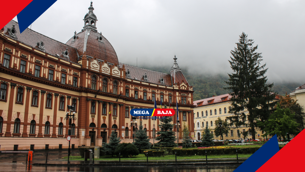Seni Pewarnaan Fasad Bangunan Bersejarah Brasov