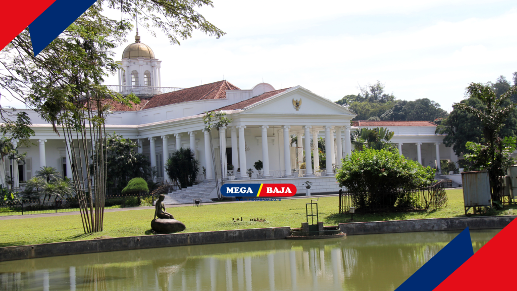 Istana Bogor berdiri sebagai mercusuar neoklasik