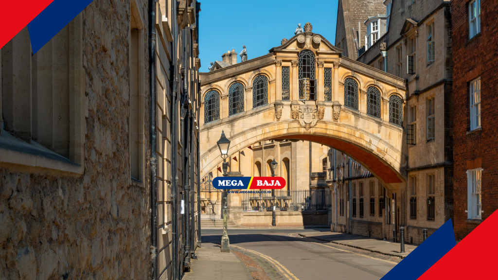 gaya klasik yang terinspirasi dari keindahan bangunan-bangunan di kota Oxford