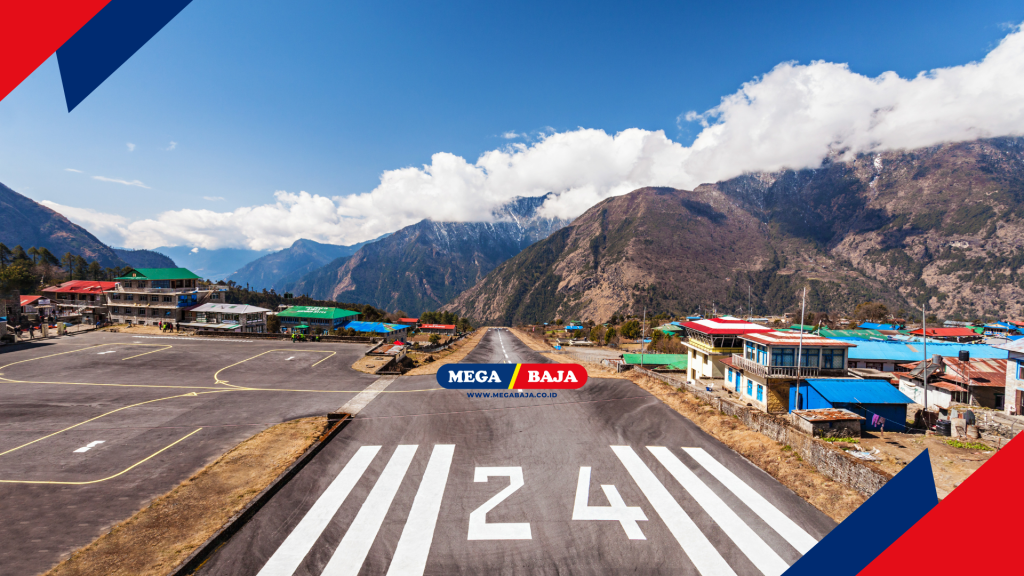 Lukla memiliki landasan pacu yang sangat pendek