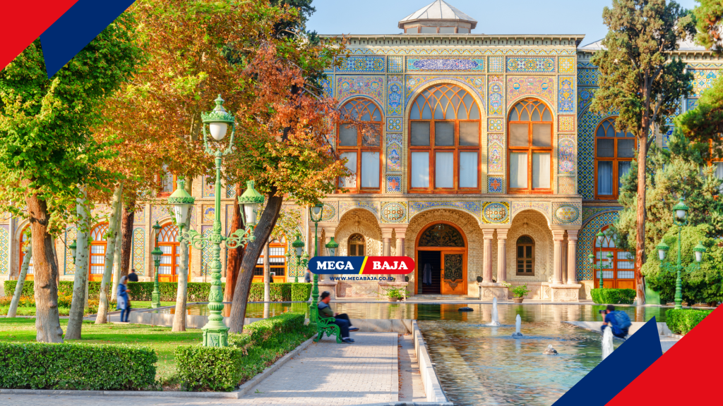 Iran dengan Istana Golestan yang Rindang dan bersih pengairannya