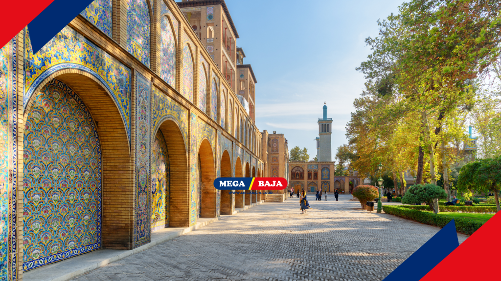 Makna Filosofis Dibalik Arsitektur Istana Golestan