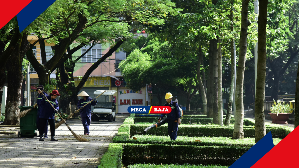 Menjaga Keasrian Lingkungan Di Sekitar Bangunan