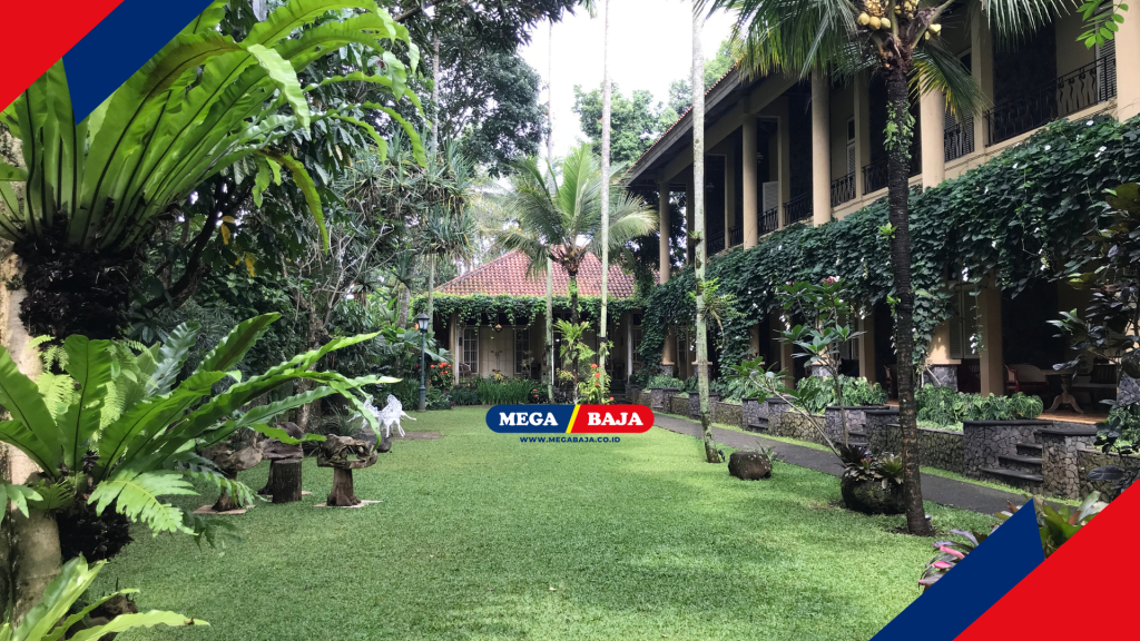 Filosofi Keindahan Taman Bergaya Villa Eksklusif